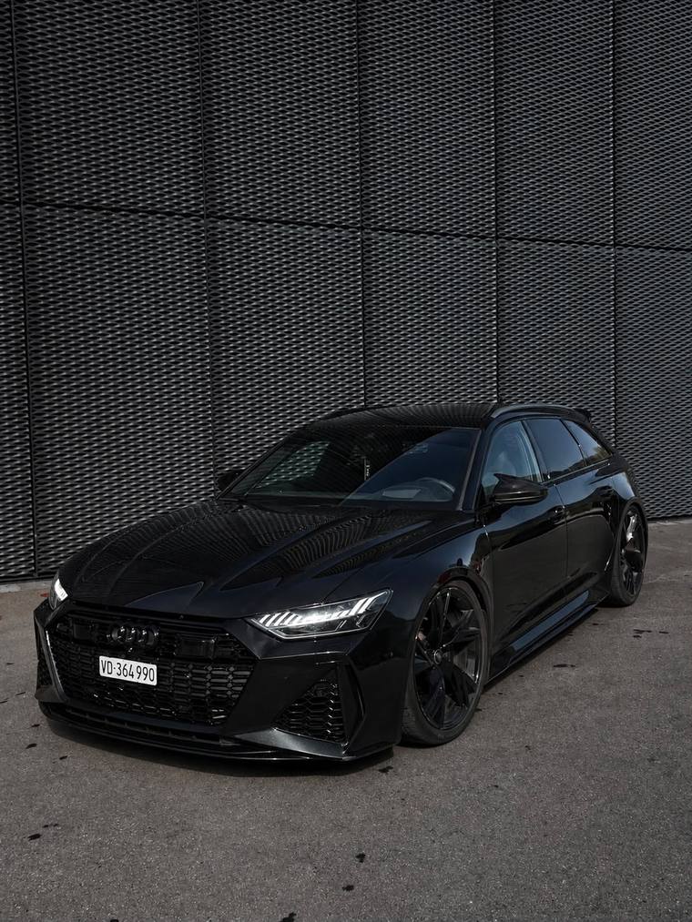 Audi RS6 Sterling. Automobile